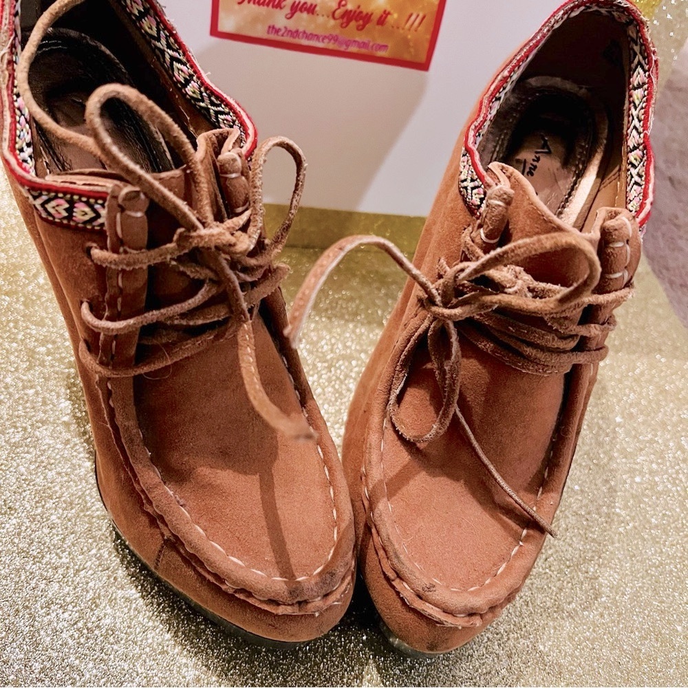 “ Annie Marshalls”shoes Vyntage  size “7”